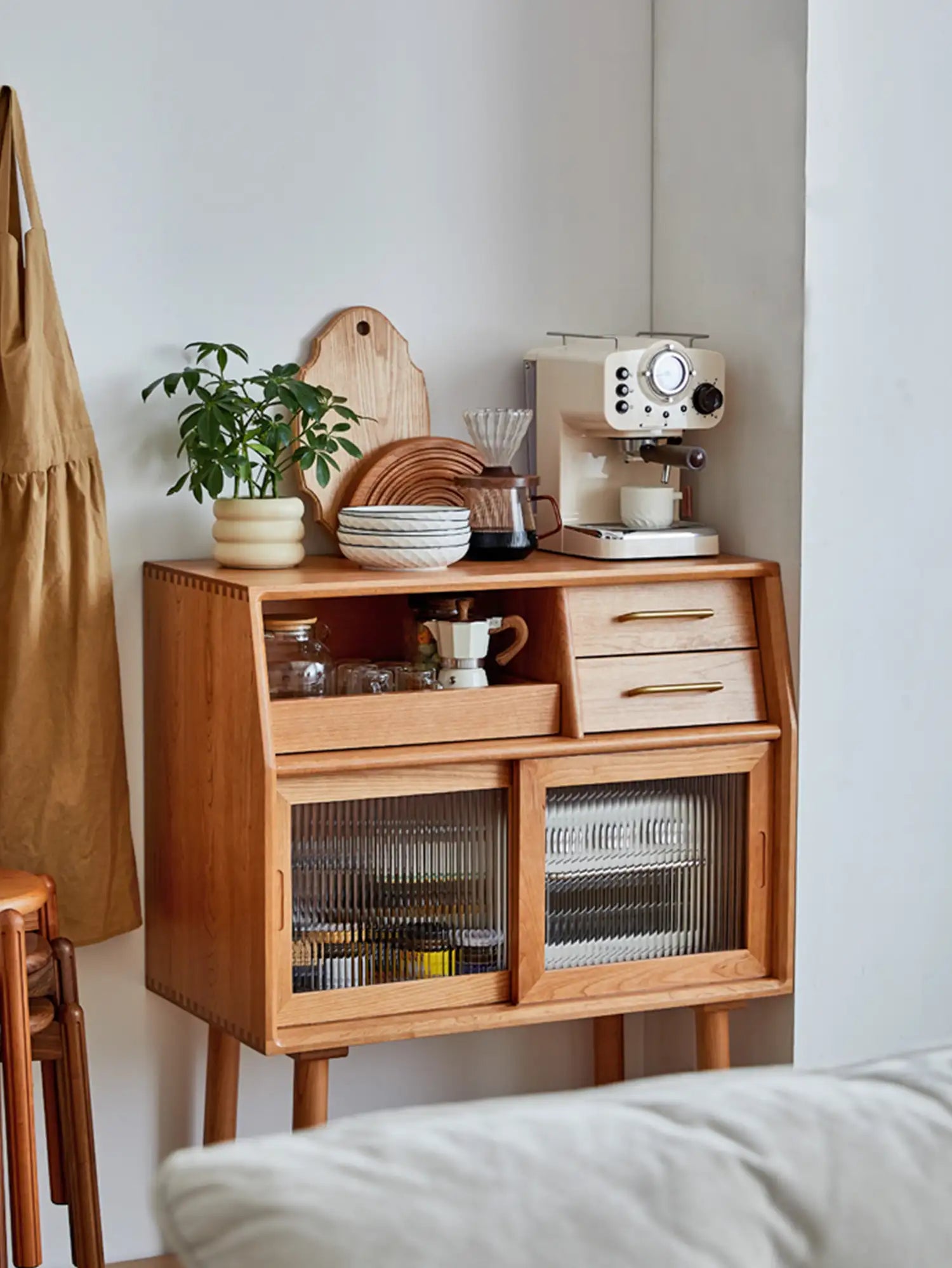 japanese style cherry wood storage cabinet 日式櫻桃木收納櫃茶水櫃