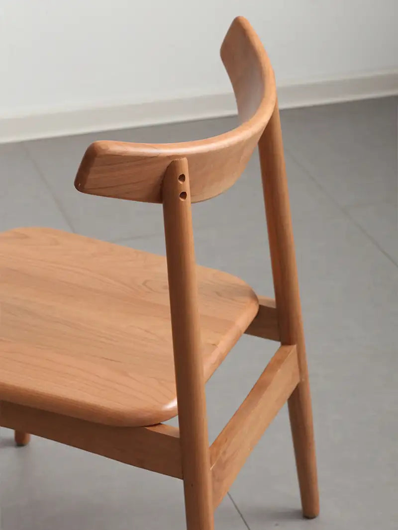 Japanese style wooden dining chair 日式簡約原木餐椅 線條乾淨俐落