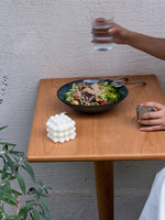 日系北欧インテリアになじむナチュラル木目のコーヒーテーブル